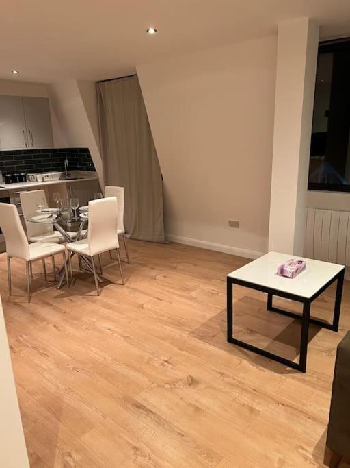 009- Studio Apartment In Ealing F5 Zewnętrze zdjęcie